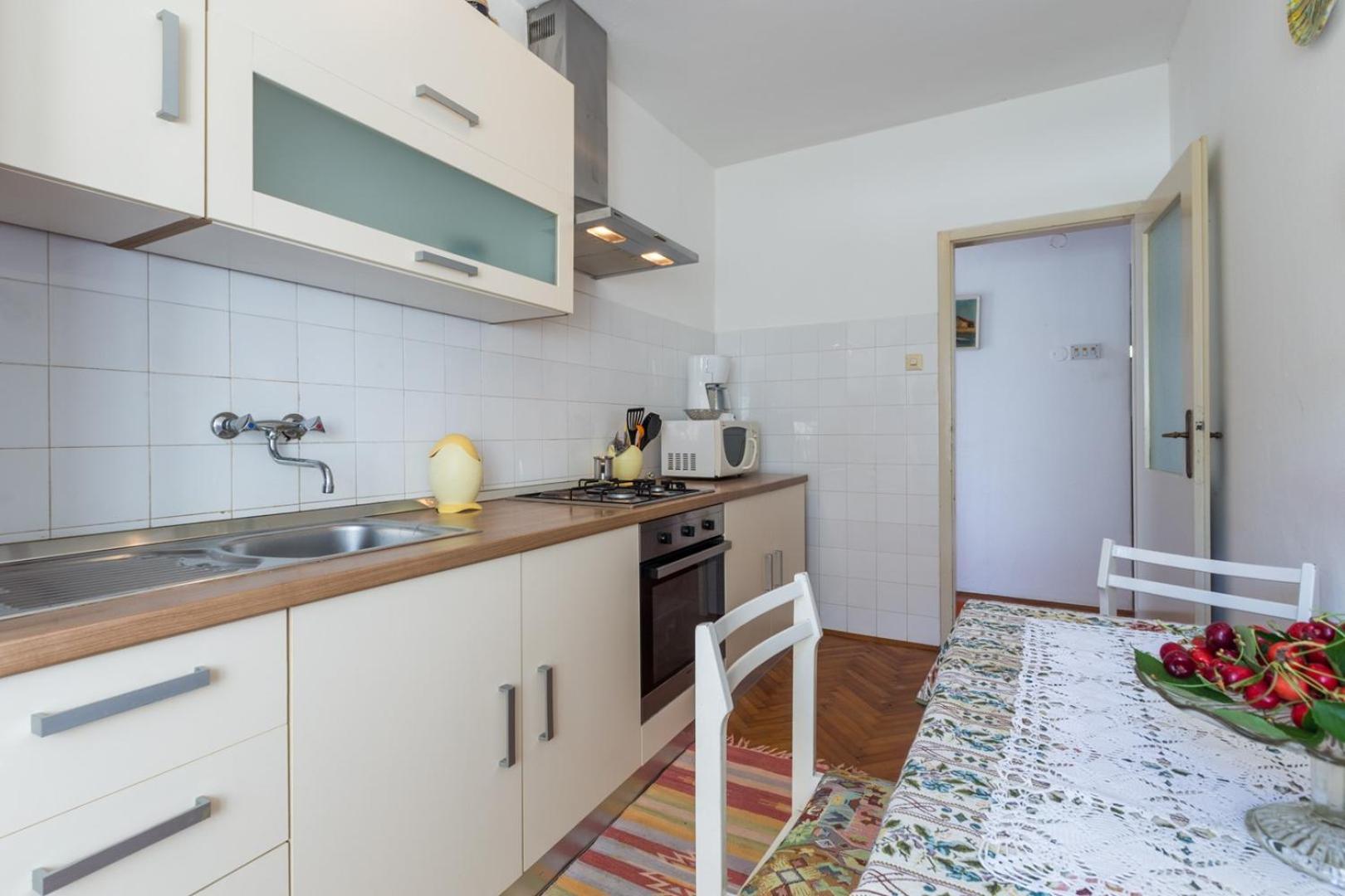 Anamarija Apartments Near The Beach And The Fantastic Adria Sea With Over 10 Small Islands Close By Фунтана Екстер'єр фото