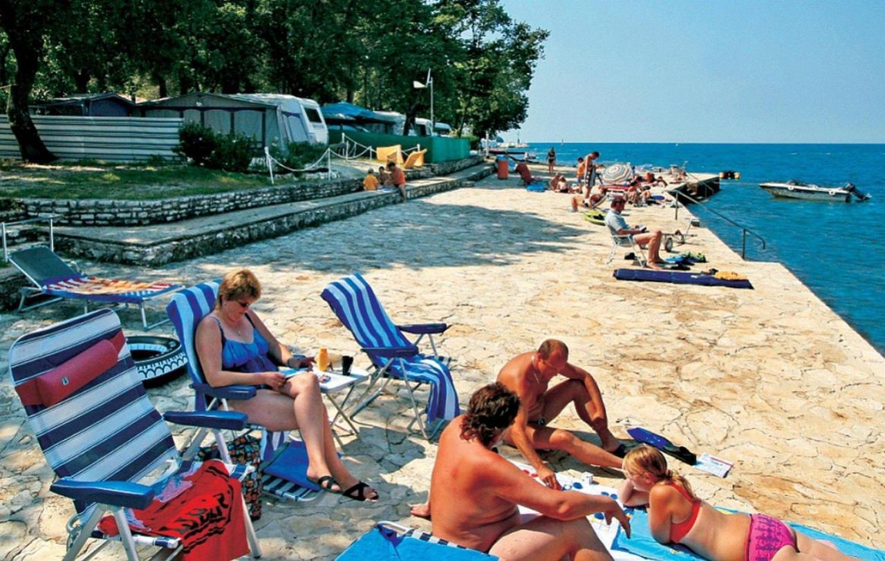 Anamarija Apartments Near The Beach And The Fantastic Adria Sea With Over 10 Small Islands Close By Фунтана Екстер'єр фото
